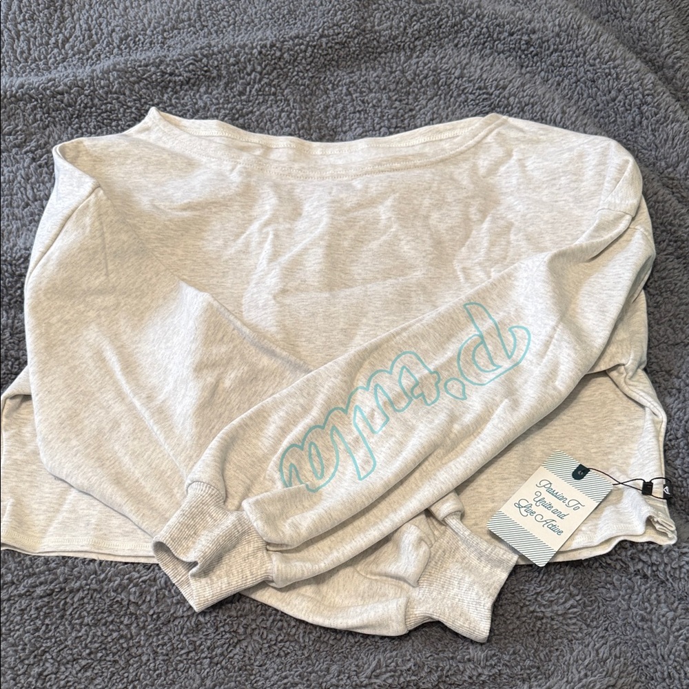 P'tula Gray Crop Top with Blue Logo